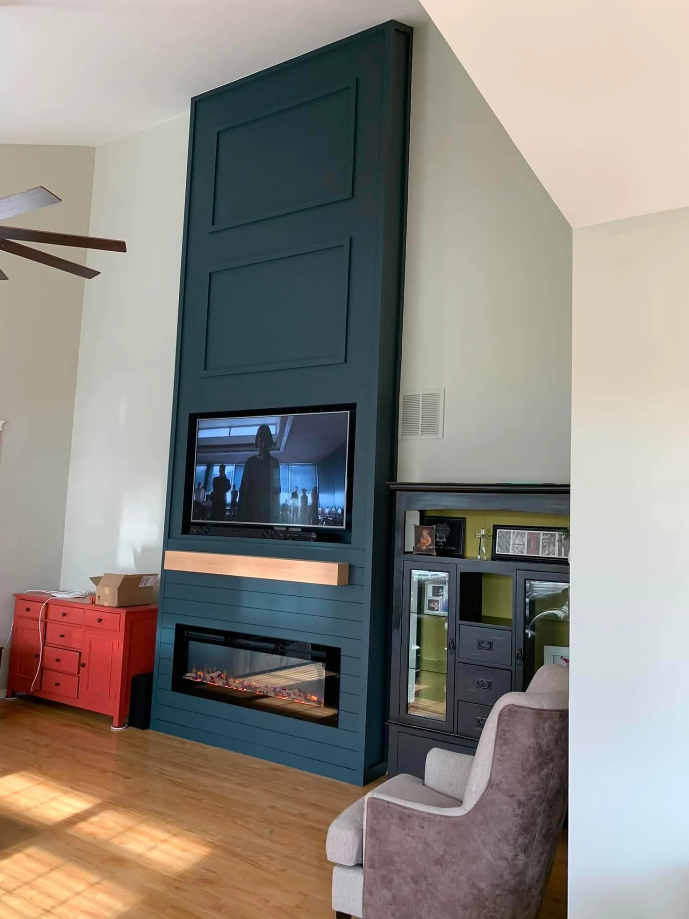 Custom carpentry and fireplace design inspiration